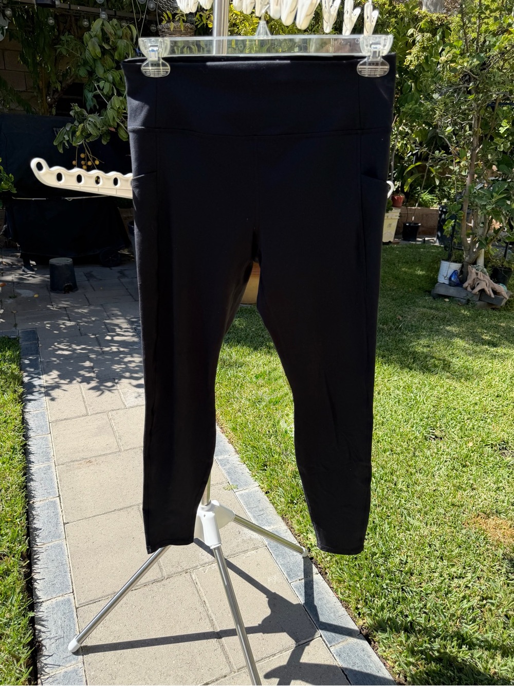 all in motion Black High-Rise Leggings